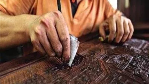 現(xiàn)代實(shí)木情懷，讓高品質(zhì)新沃實(shí)木給你新的生活方式。